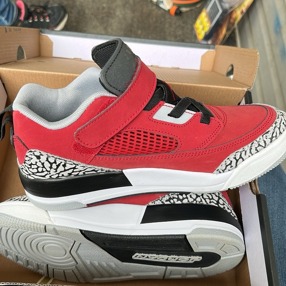 Nike Kids Red and Black Sneakers
